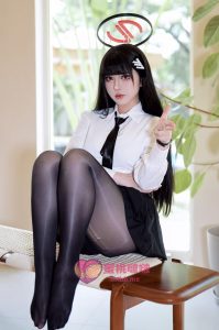 半半子 NO.116 蔚蓝档案 调月莉音 制服+竞泳 [64P5V-634MB]VIP-蜜桃啵啵